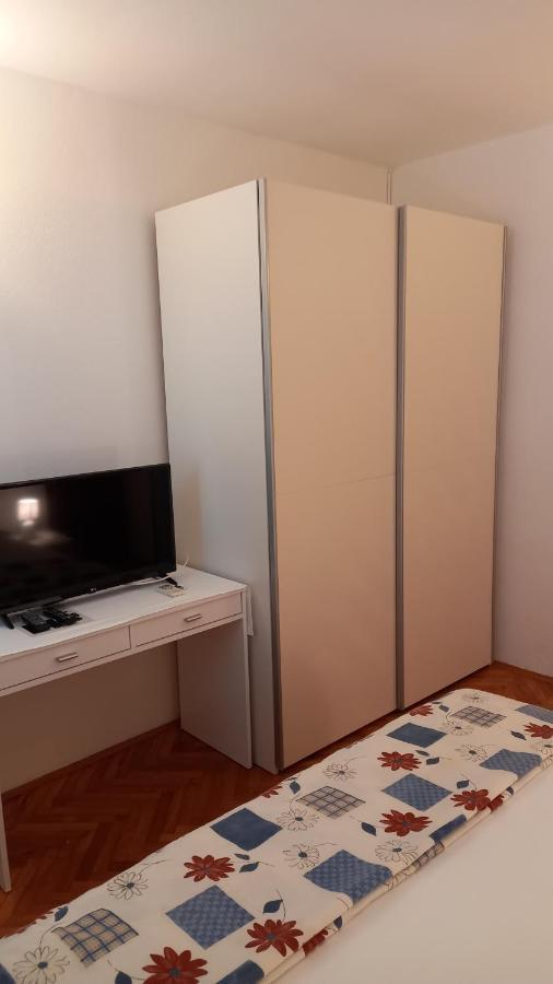 Apartments Runac สตารีกราด ภายนอก รูปภาพ