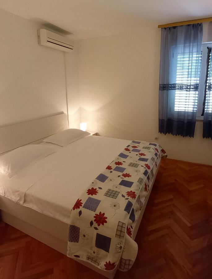 Apartments Runac สตารีกราด ภายนอก รูปภาพ