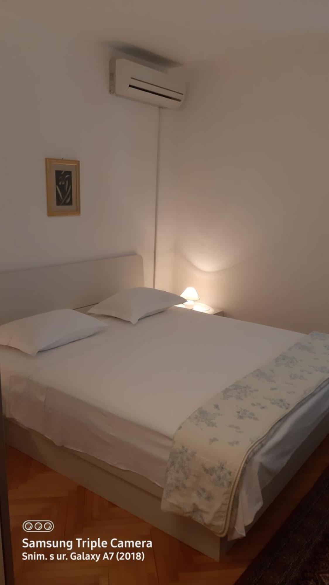 Apartments Runac สตารีกราด ภายนอก รูปภาพ