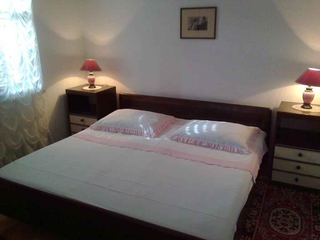 Apartments Runac สตารีกราด ภายนอก รูปภาพ